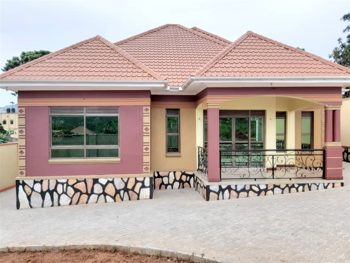 3 Bedroom House For Sale In Bwebajja Wakiso Uganda Code 119389 19 05 2025