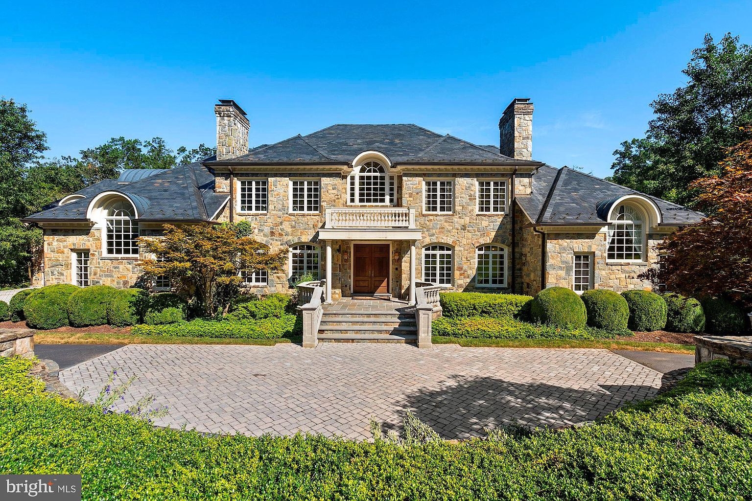 THE AMERICAN MAN ION 15 000 Square Foot Colonial Style Stone THE AMERICAN MAN ION 15 000 Square Foot Colonial Style Stone